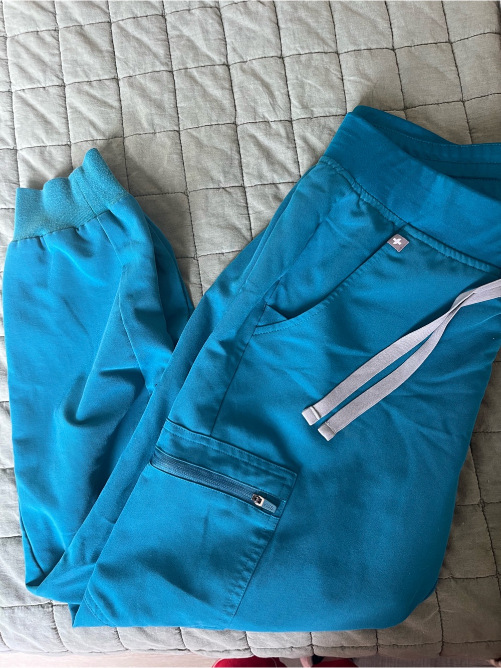 FIGS Zamora Jogger Scrub Pants